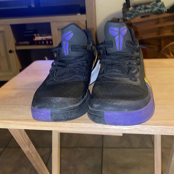 Nike - Picture 1 of 3